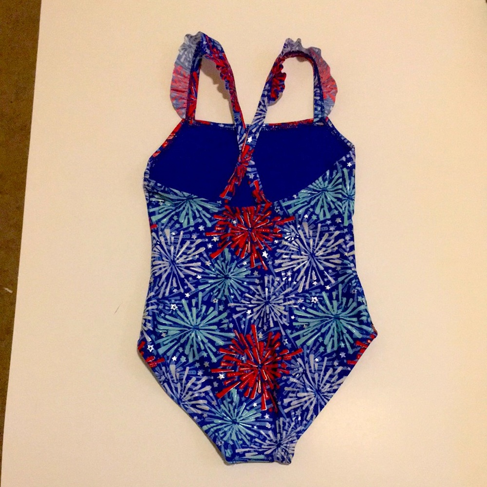 😻 Cat & Jack One Piece Girls Swimsuit Size Small 6/6X - Picture 2 of 3